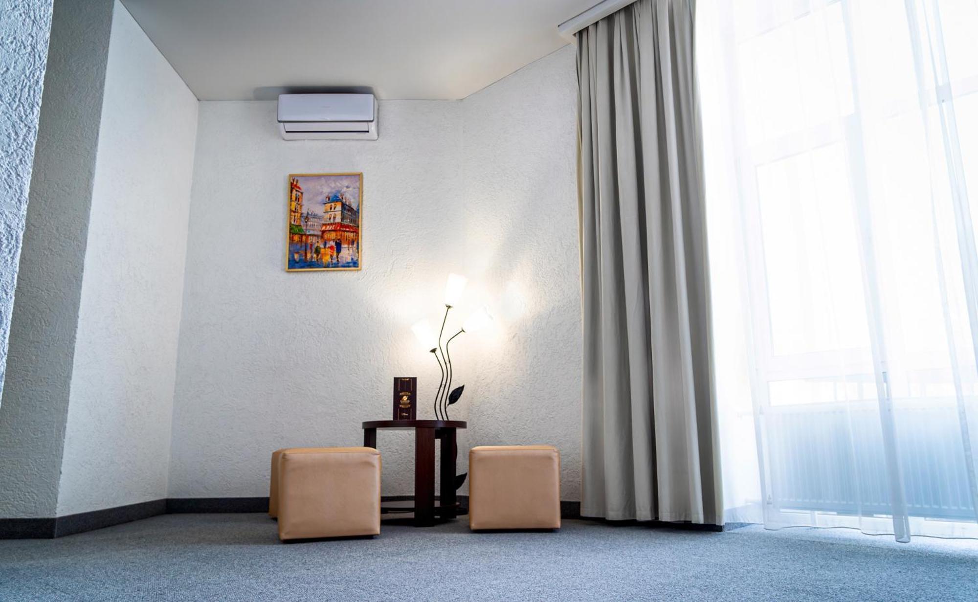 Chaika Gostinichny Kompleks Hotel 3*